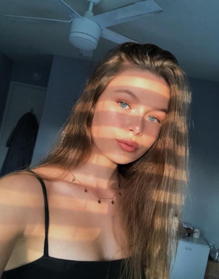Lucy Olivia Weiland The Daughter of the Music Legend